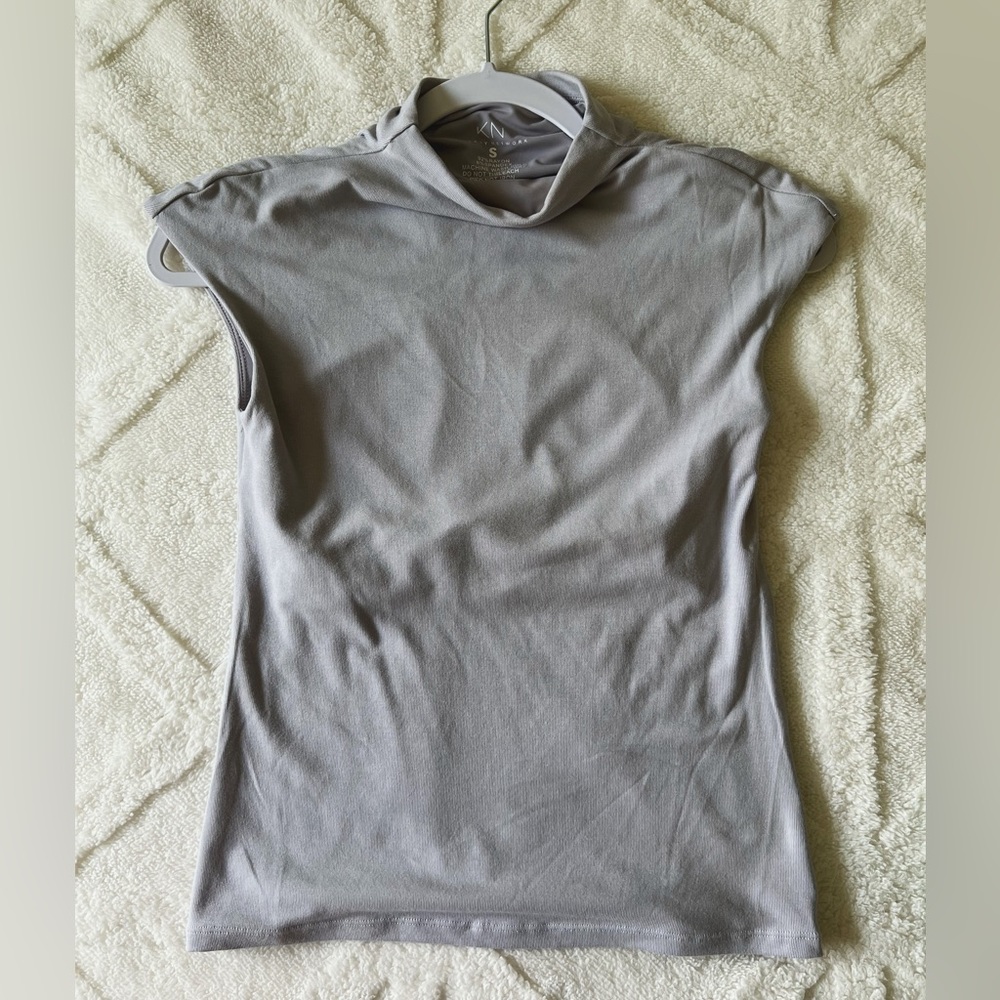 KLASSY Network Turtle Neck Top